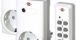 Brennenstuhl Funksteckdosen Set (433mhz mit Fernbedienung) ✪