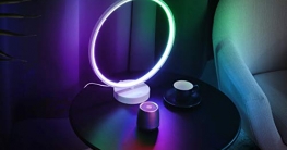 AUKEY Tischlampe, dimmbares Auralicht, Fernbedienung, 6 Lichtmodi, 4 Lichtgeschwindigkeiten und Memory-Funktion ✪